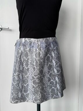 Alice + Olivia Black & White Snake-Print Leather Circle Skirt